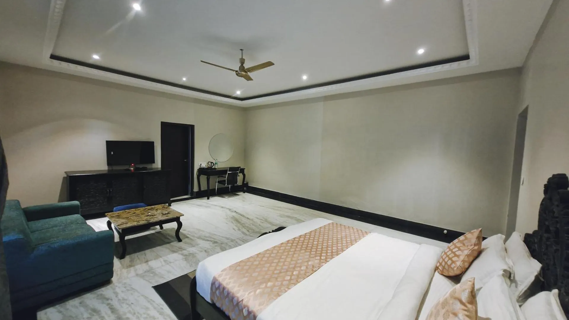 *** Hotel Surya Kothi Resort Udaipur India