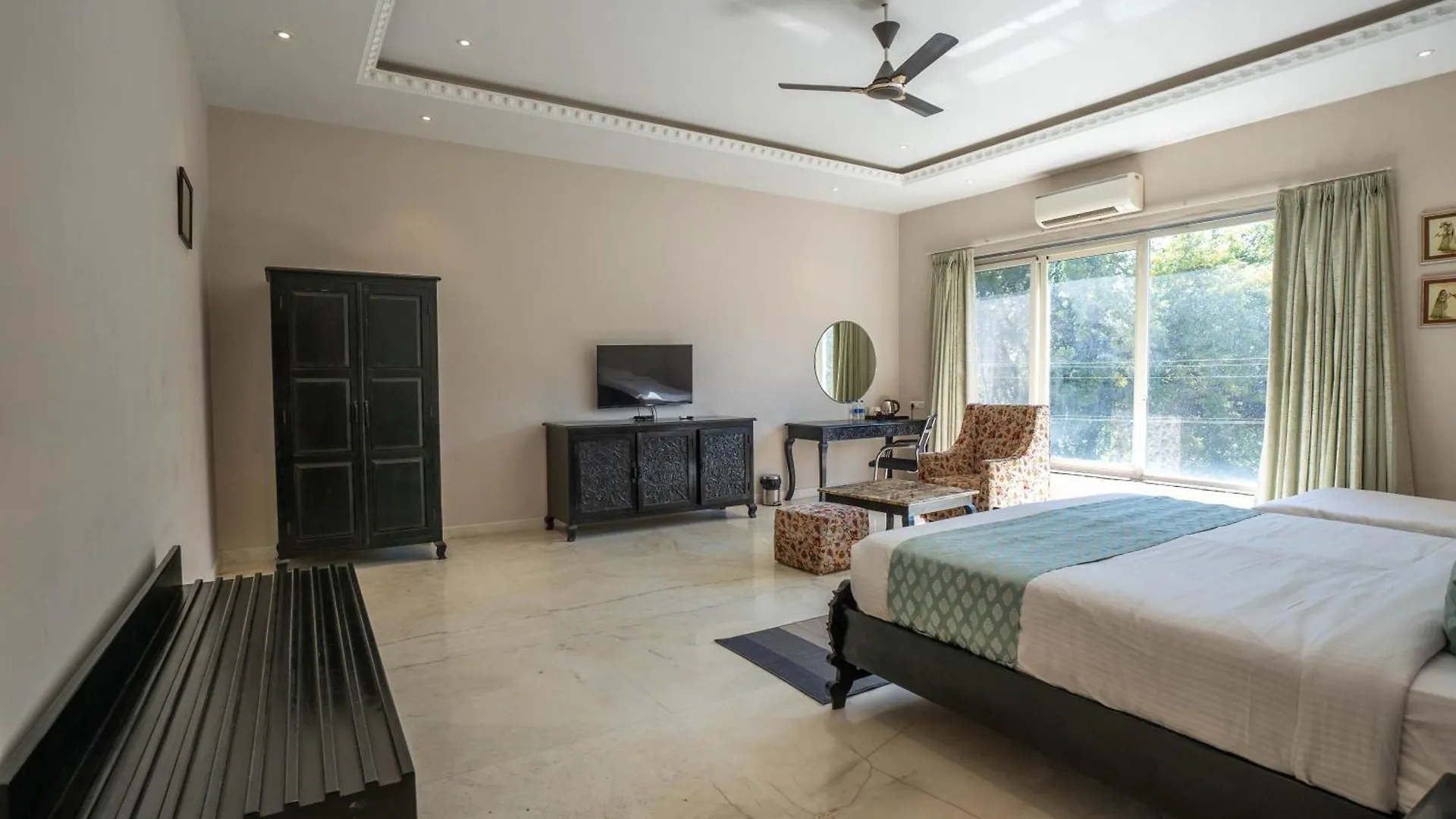 Hotel Surya Kothi Resort Udajpur