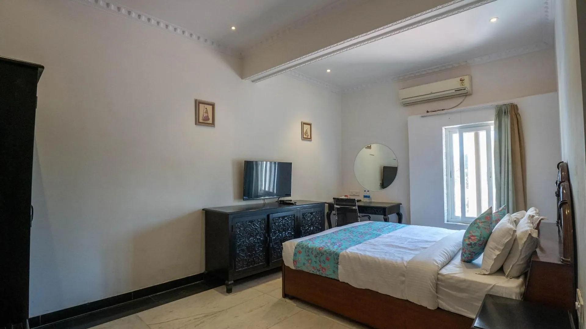 *** Hotel Surya Kothi Resort Udajpur Indie
