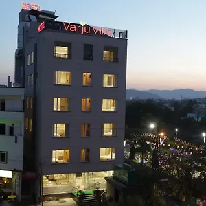 Varju Hotel