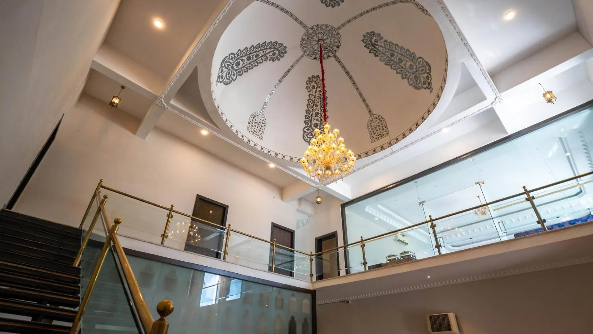 אודייפור Surya Kothi Resort